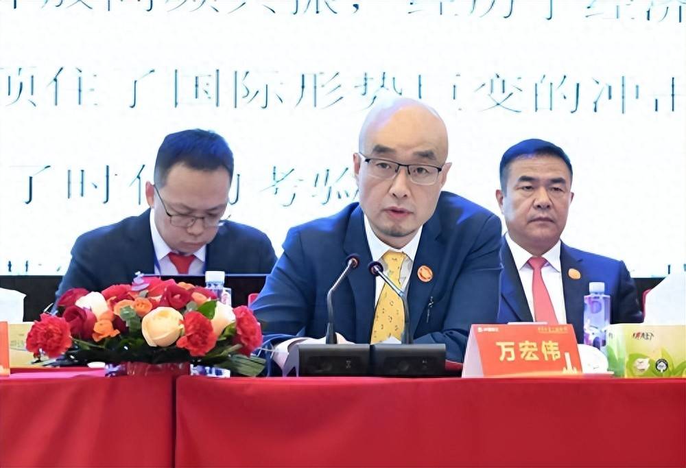 全产业链+全球化！双汇多维破局火腿肠稳市+高端品亮眼